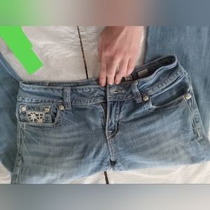 Miss Me Flower Embroidery Size 29 "REPAIR"